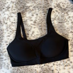 Lululemon D38 Mesh Crisscross Sports Bra